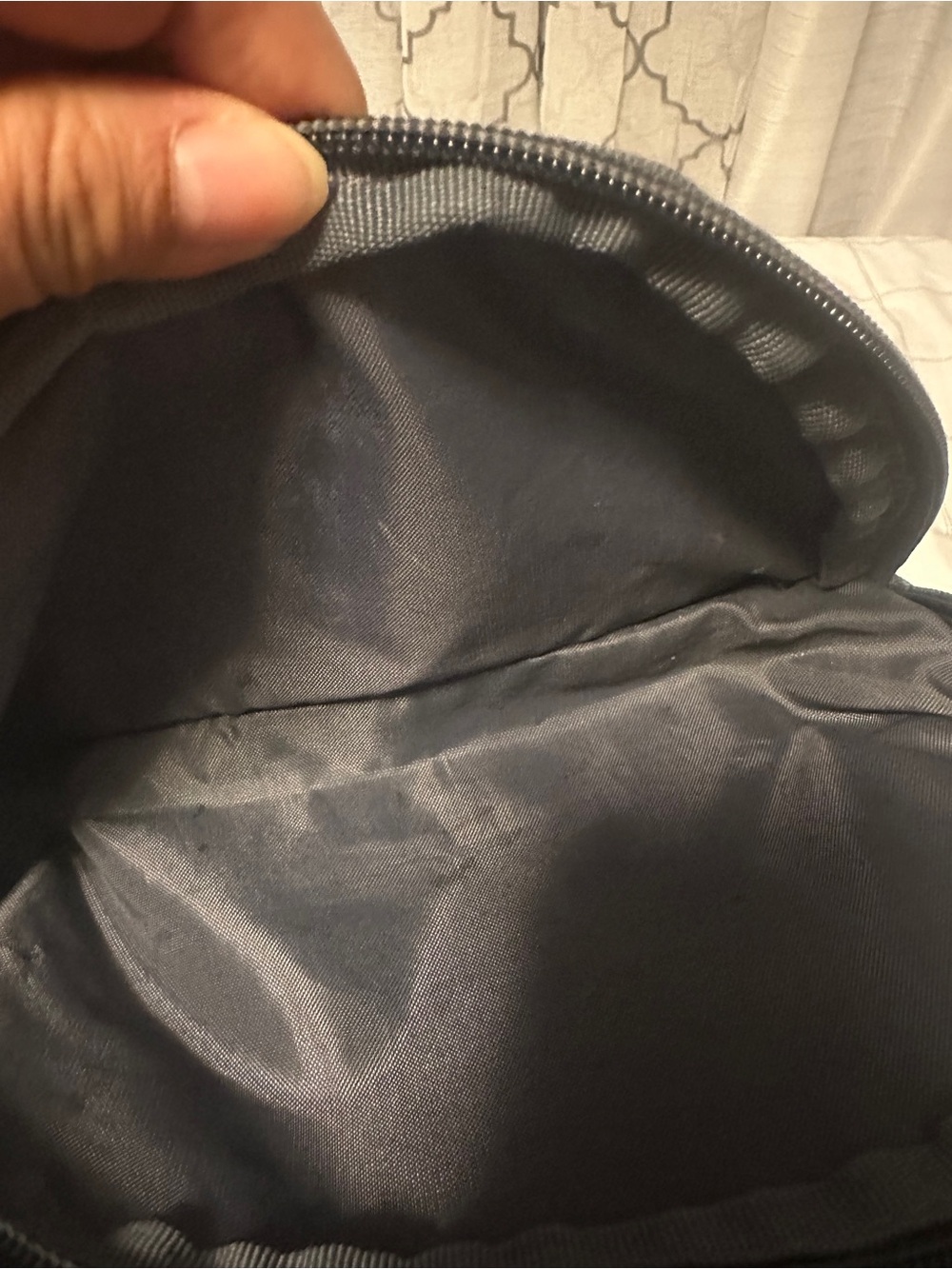 Adidas 16' Laptop Training
Backpack - Picture 6 of 9